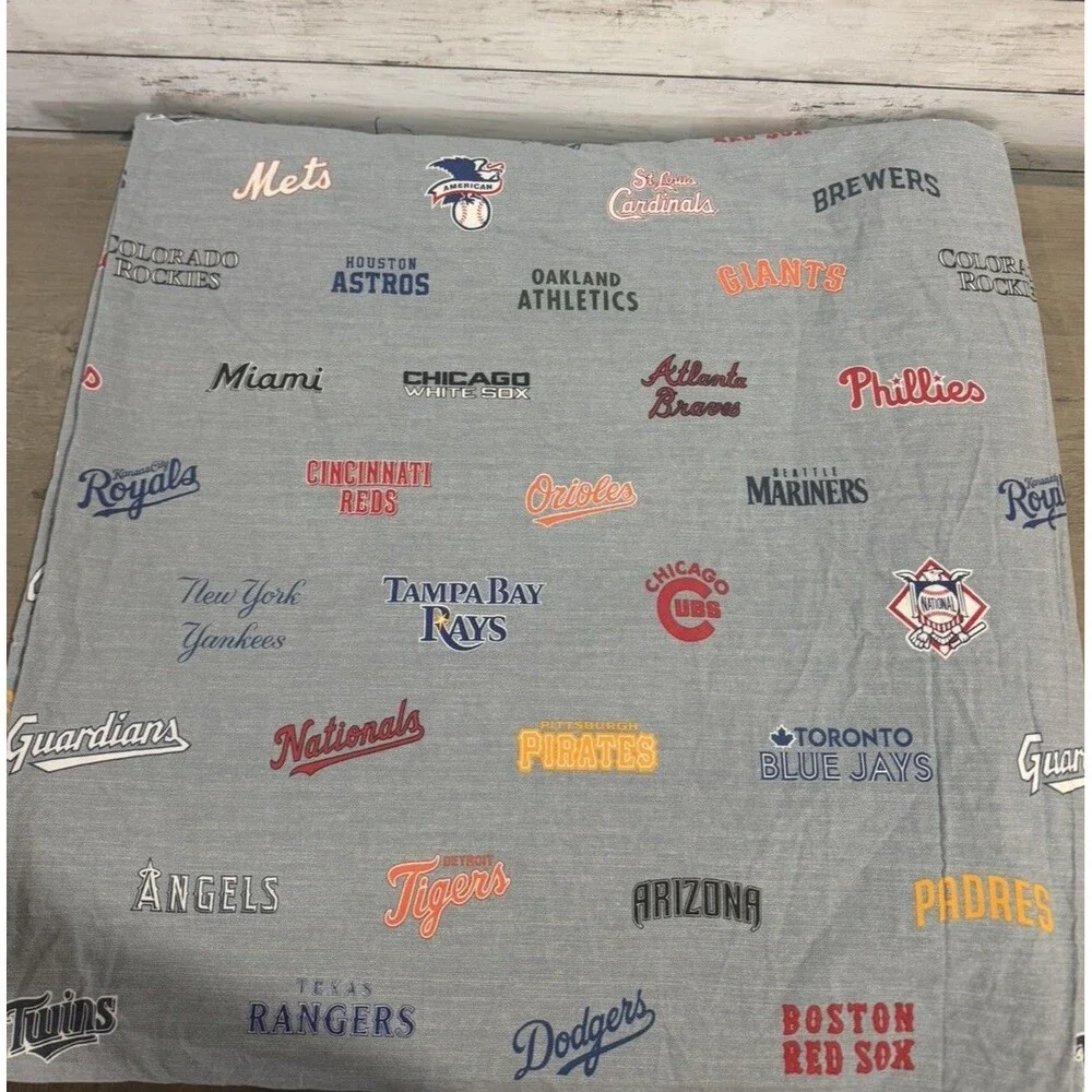 Pottery Barn Teen MLB XL TWIN Flat Sheet ONLY PRE-OWNED Baseball